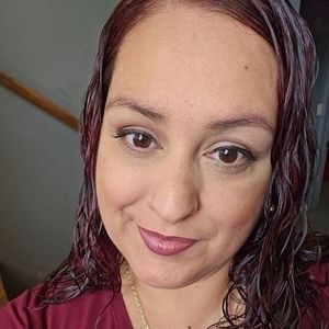 Meet your Posher, Elena